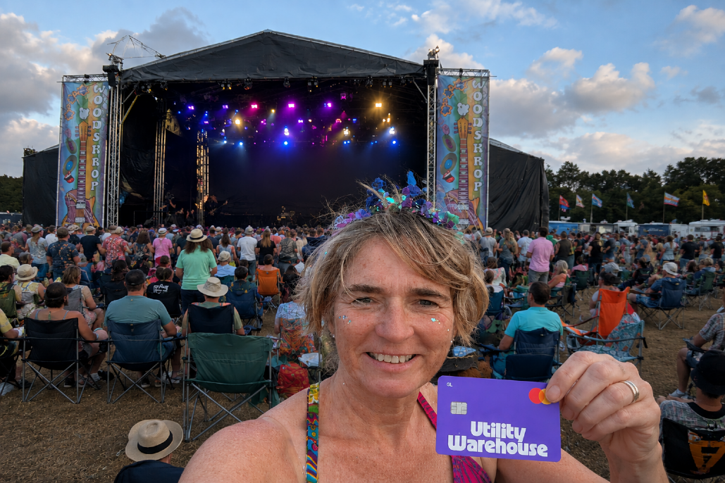 The Utility Warehouse Cashback Card can turn your routine shopping into a convenient way to cover your household expenses